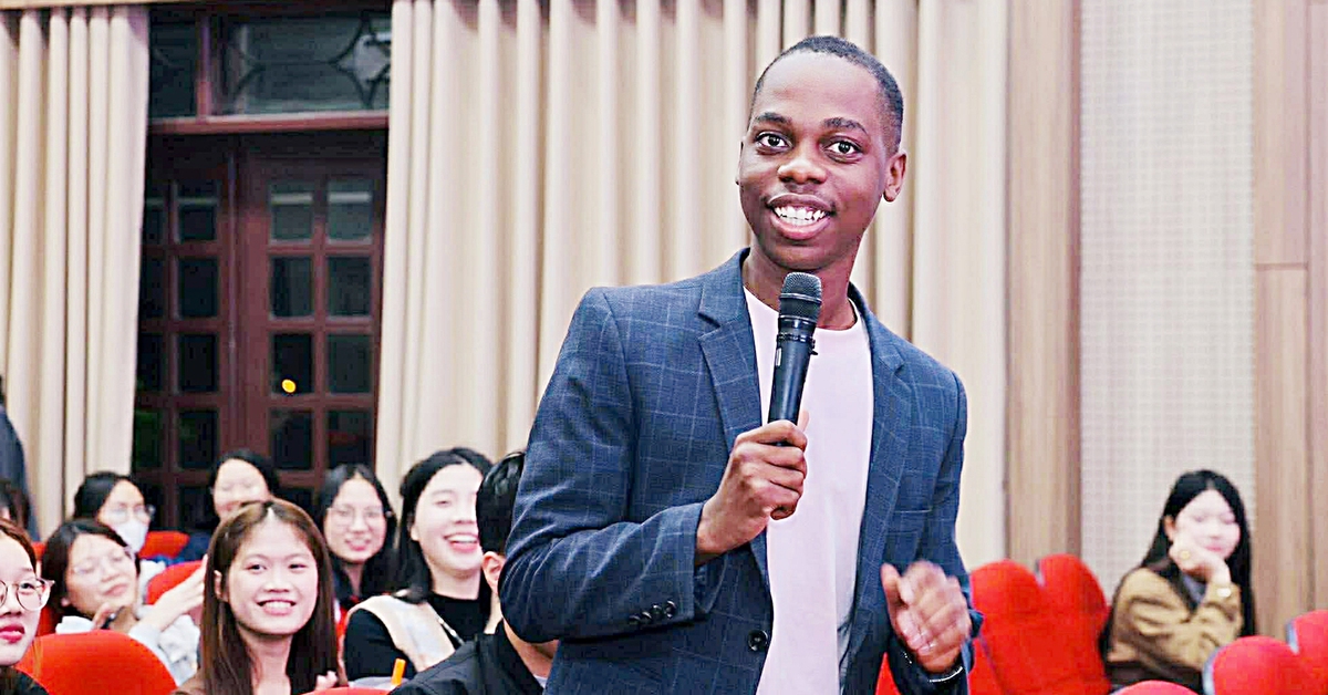 Sinh viên quốc tế chọn giảng đường Việt Nam - Kỳ 4: Bất ngờ với học bài, chạy deadline ở quán cà phê