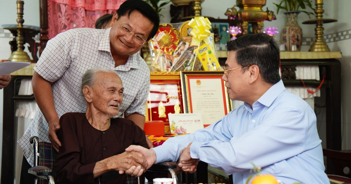 Lãnh đạo TP.HCM thăm, chúc Tết tại Bình Khánh, Cần Giờ, An Thới Đông, Thạnh An