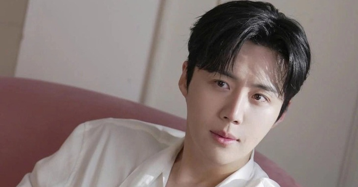 Kim Seon Ho xin lỗi vì trốn thuế