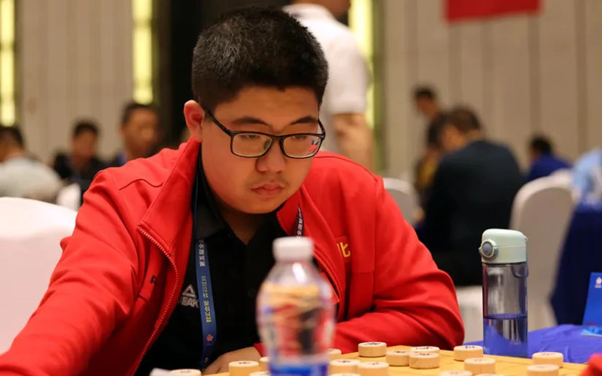 Kỳ thủ 17 tuổi được làng cờ Trung Quốc dự đoán sẽ đánh bại Lại Lý Huynh
