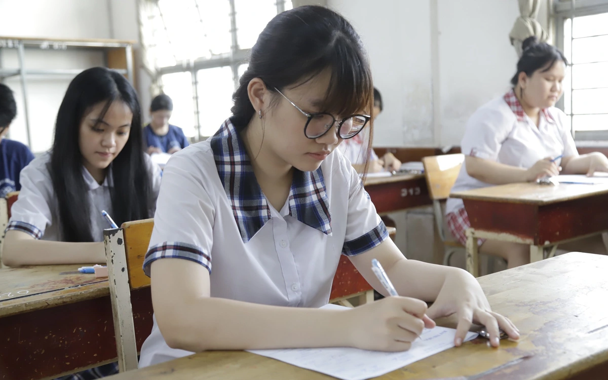 Bộ GD-ĐT chốt phương án đề thi tốt nghiệp THPT 2026, không công bố đề minh họa