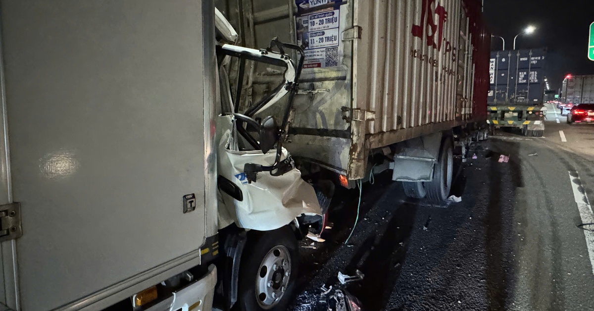 Tai nạn liên hoàn trên cao tốc TP.HCM - Long Thành - Dầu Giây, tài xế tử vong