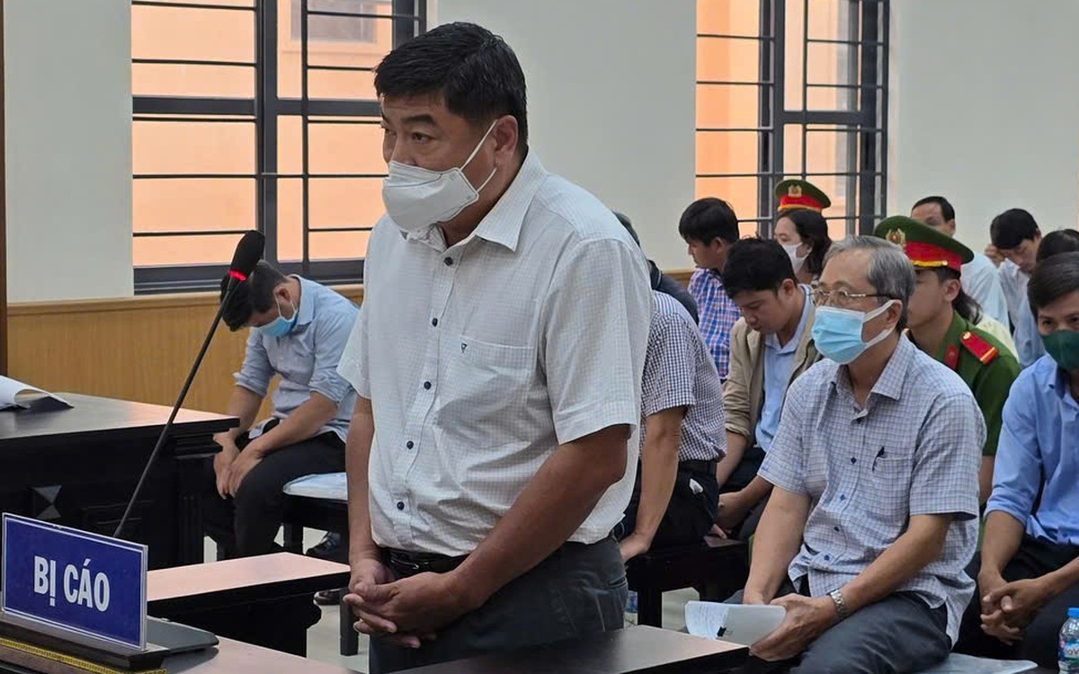 3 cựu phó chủ tịch Long Xuyên cũ và 26 cán bộ bị phạt từ 2-3 năm tù treo