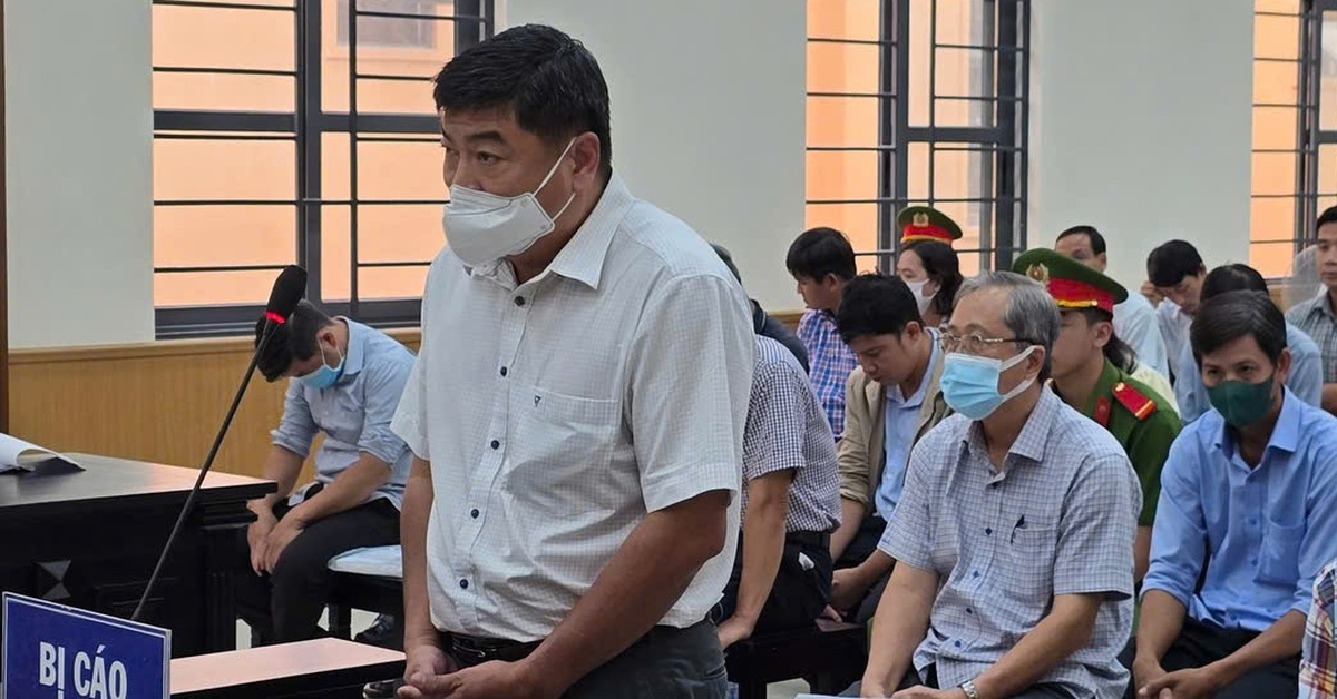 3 cựu phó chủ tịch Long Xuyên cũ và 26 cán bộ bị phạt từ 2-3 năm tù treo