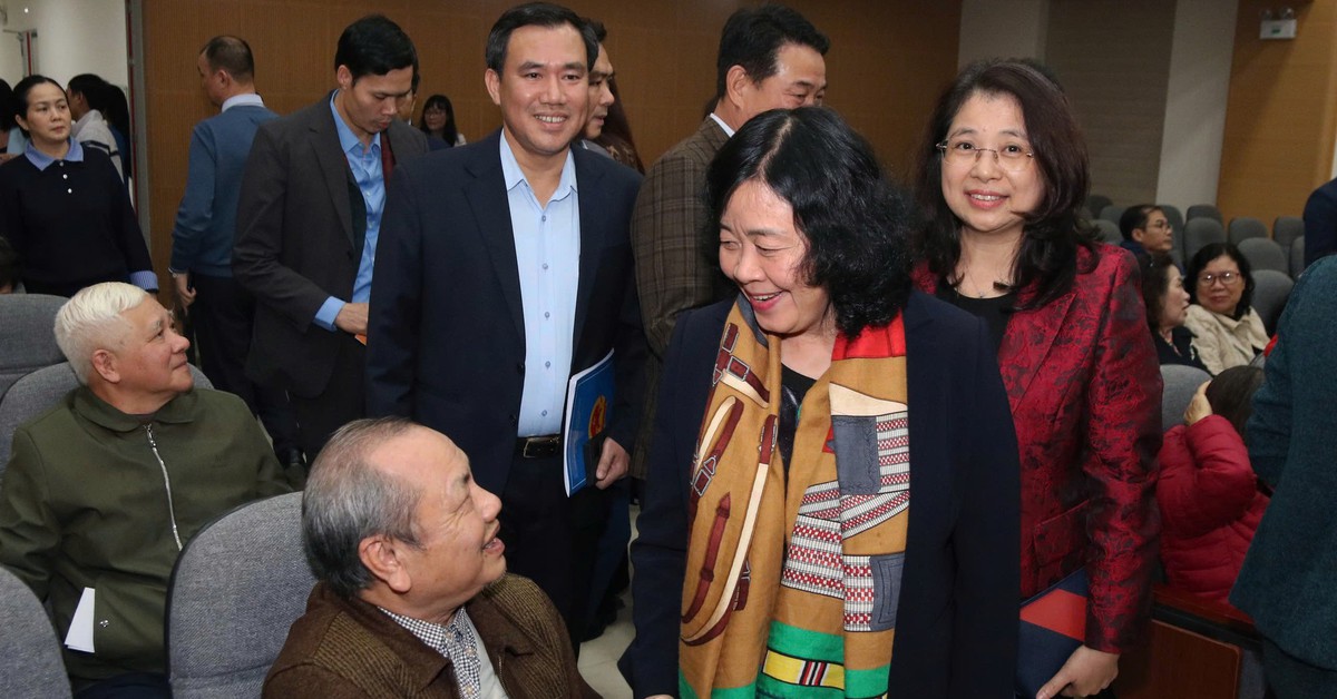 Cử tri tín nhiệm cao bà Bùi Thị Minh Hoài, Phạm Thị Thanh Trà ứng cử đại biểu Quốc hội khóa XVI