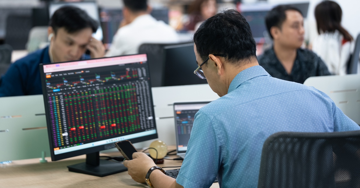 Chứng khoán 5-2: Tiếp tục xu hướng giằng co giữa 2 phe cung - cầu