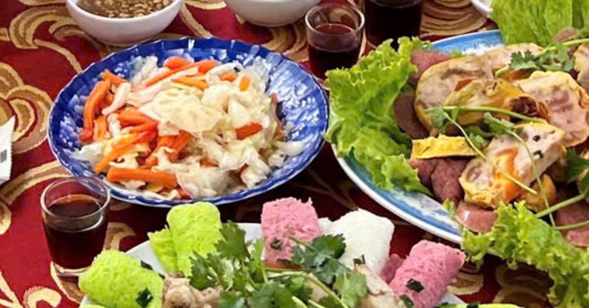 Dưa muối ngày Tết: Ăn đúng cách để an toàn