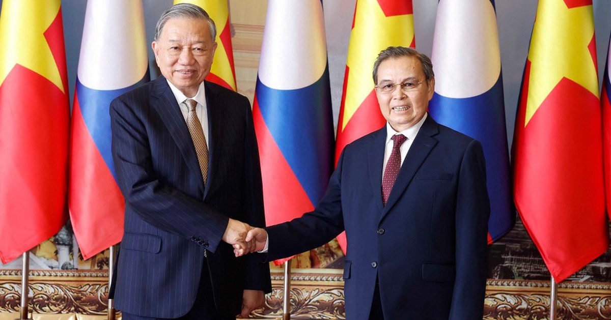 Lãnh đạo Lào: Dù tình hình thế nào, quan hệ vĩ đại, tình đoàn kết Lào - Việt Nam sẽ không thay đổi