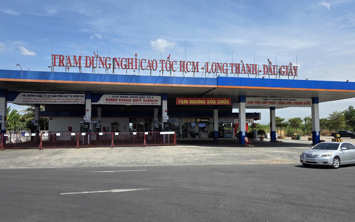 Vụ ngừng bán xăng dầu trên cao tốc: Đồng Nai hỏi tòa lần 2 về việc cấp phép
