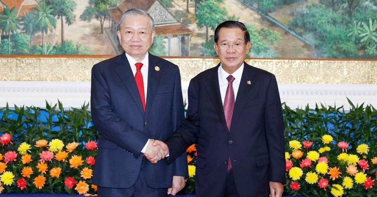 Tổng Bí thư Tô Lâm gặp ông Hun Sen, thăm Hoàng thái hậu Campuchia