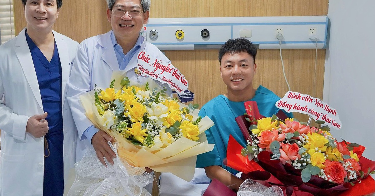 Tiền vệ Thái Sơn phẫu thuật thành công dây chằng gối