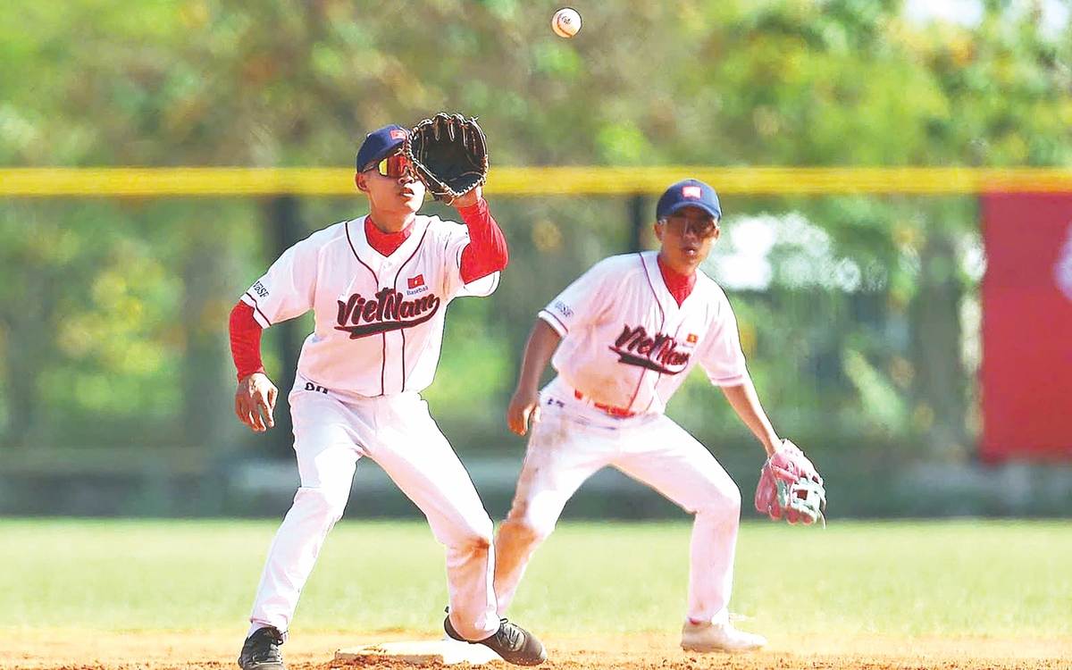 Bóng chày nỗ lực vươn lên