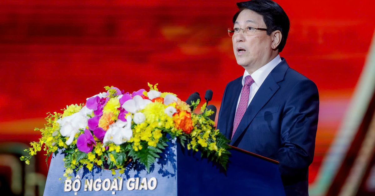 Chủ tịch nước Lương Cường đọc thư chúc Tết kiều bào xa Tổ quốc tại chương trình Xuân quê hương