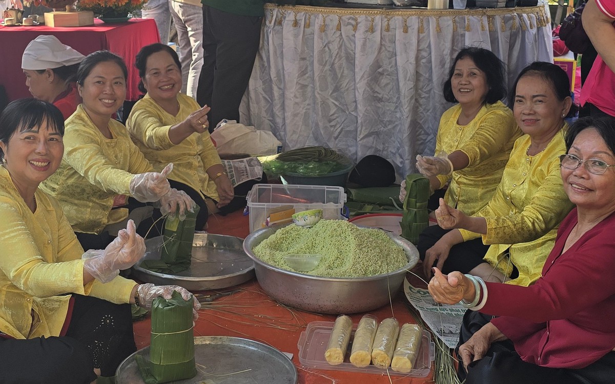 Hơn 100 đội tham gia Hội thi gói, nấu bánh tét, lan tỏa hồn Tết phương Nam