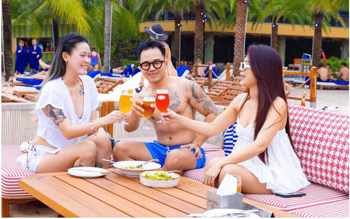 East West Brewing - Phu Quoc điểm hẹn hoàng hôn & Good Times Lager