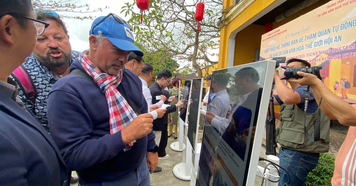 Lần đầu tiên Hội An có 12 trạm bán vé tự động, thuyết minh 20 ngôn ngữ