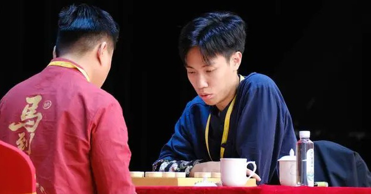 2 kỳ thủ Trung Quốc bật khóc khi đấu với Lại Lý Huynh