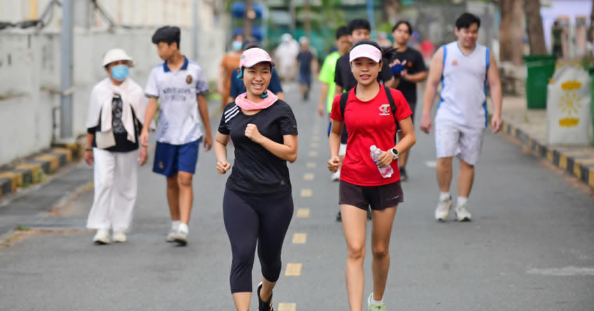 Chỉ 20 phút đi bộ mỗi ngày đã đem lại nhiều lợi ích cho tâm trạng và sức khỏe tim mạch