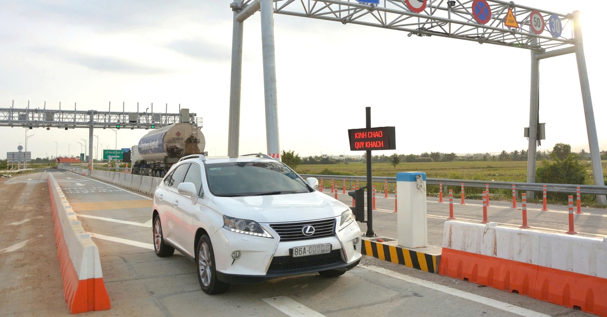 Thu phí cao tốc do Nhà nước đầu tư: Tạo nguồn bảo trì, mở thêm cao tốc