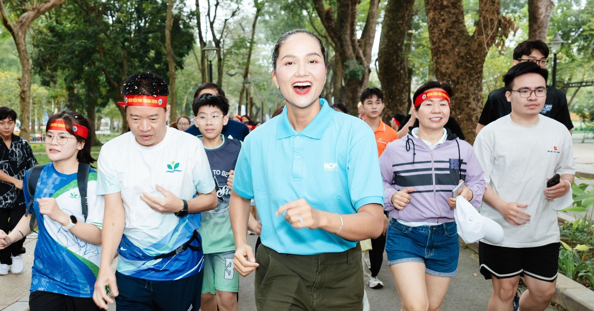Hoa hậu H'Hen Niê, nhạc sĩ Hứa Kim Tuyền làm đại sứ Giải chạy vì trẻ em sống chung với bệnh hiếm