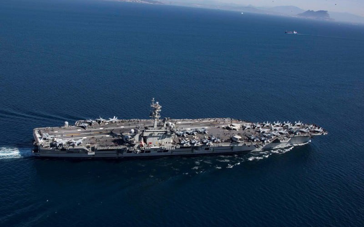 Mỹ xác nhận 3 binh sĩ thiệt mạng, Iran nói đánh trúng tàu sân bay USS Abraham Lincoln
