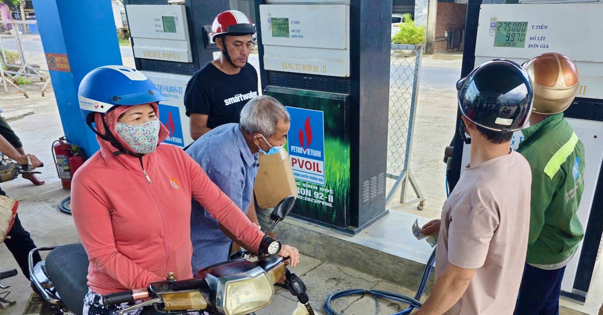 Yêu cầu người kinh doanh xăng dầu tuyệt đối không găm hàng