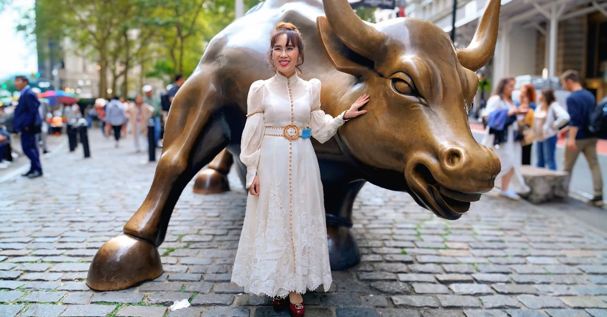 Cổ phiếu VJC chiết khấu 30%, con trai bà Nguyễn Thị Phương Thảo muốn chi hơn 300 tỉ 'bắt đáy'