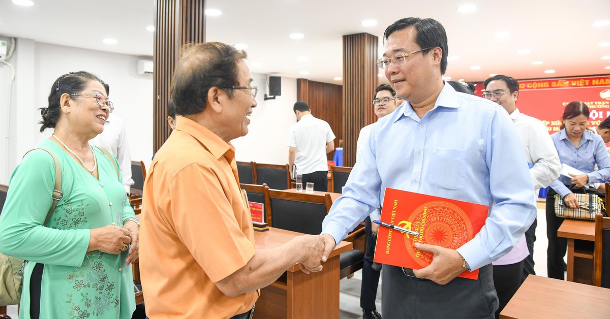 Cử tri Bình Tây kỳ vọng đại biểu trúng cử quan tâm tiểu thương trong chuyển đổi số về thuế