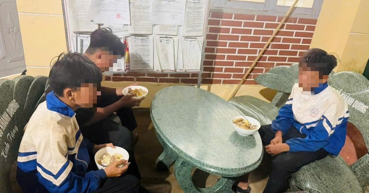 Công an hỗ trợ 3 thiếu niên bỏ nhà đi trở về với gia đình