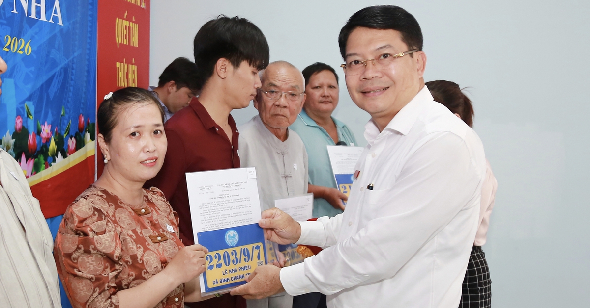 Xã Bình Chánh, TP.HCM tiếp tục trao tặng biển số nhà cho hơn 13.400 hộ dân