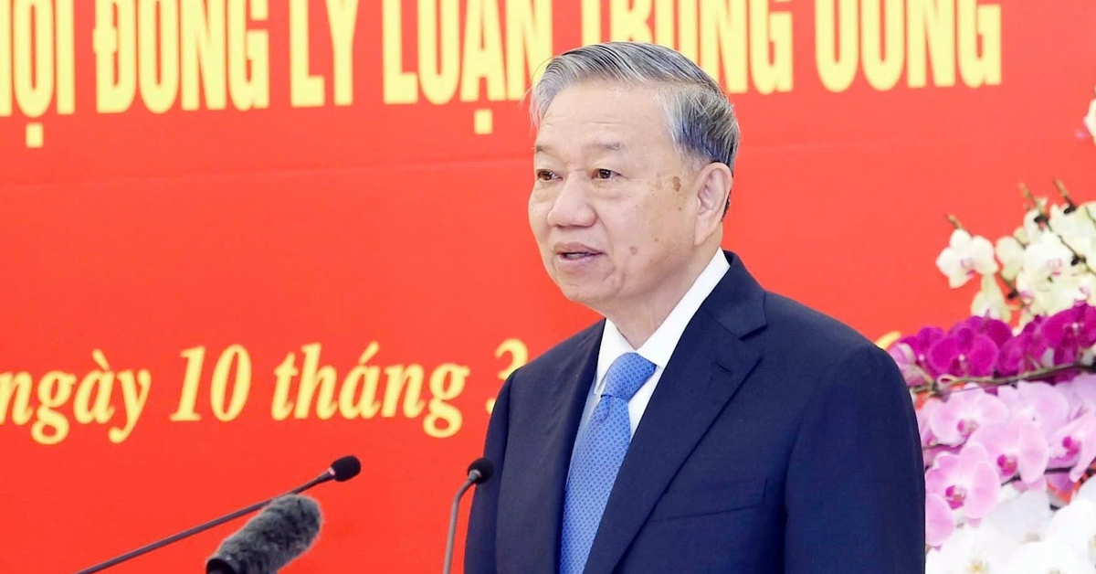 Tổng Bí thư: Công tác lý luận phải thực sự đi trước một bước, góp phần soi sáng con đường phát triển