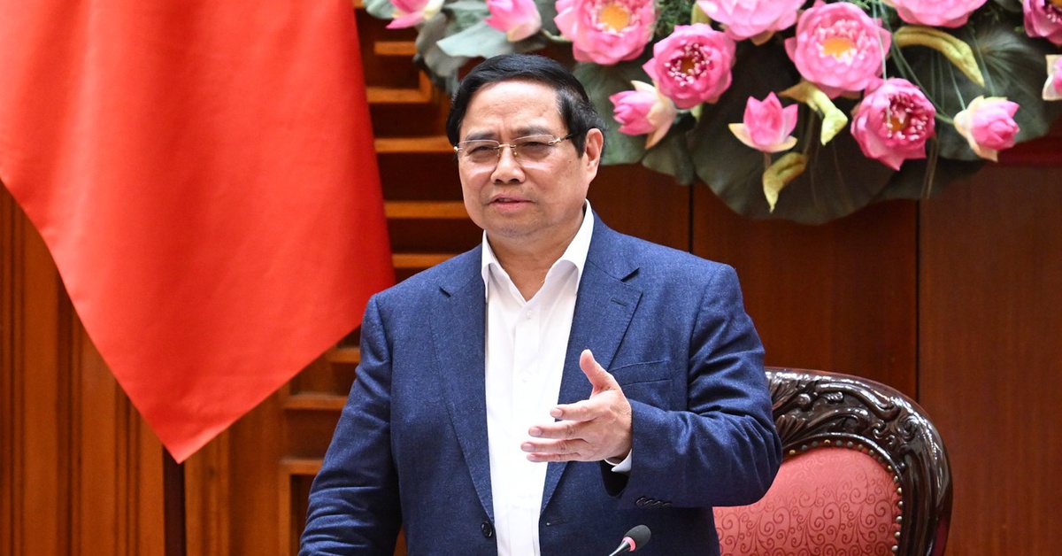 Thủ tướng: Đồng ý dùng quỹ bình ổn giá xăng dầu, đề xuất giảm thuế bảo vệ môi trường về 0