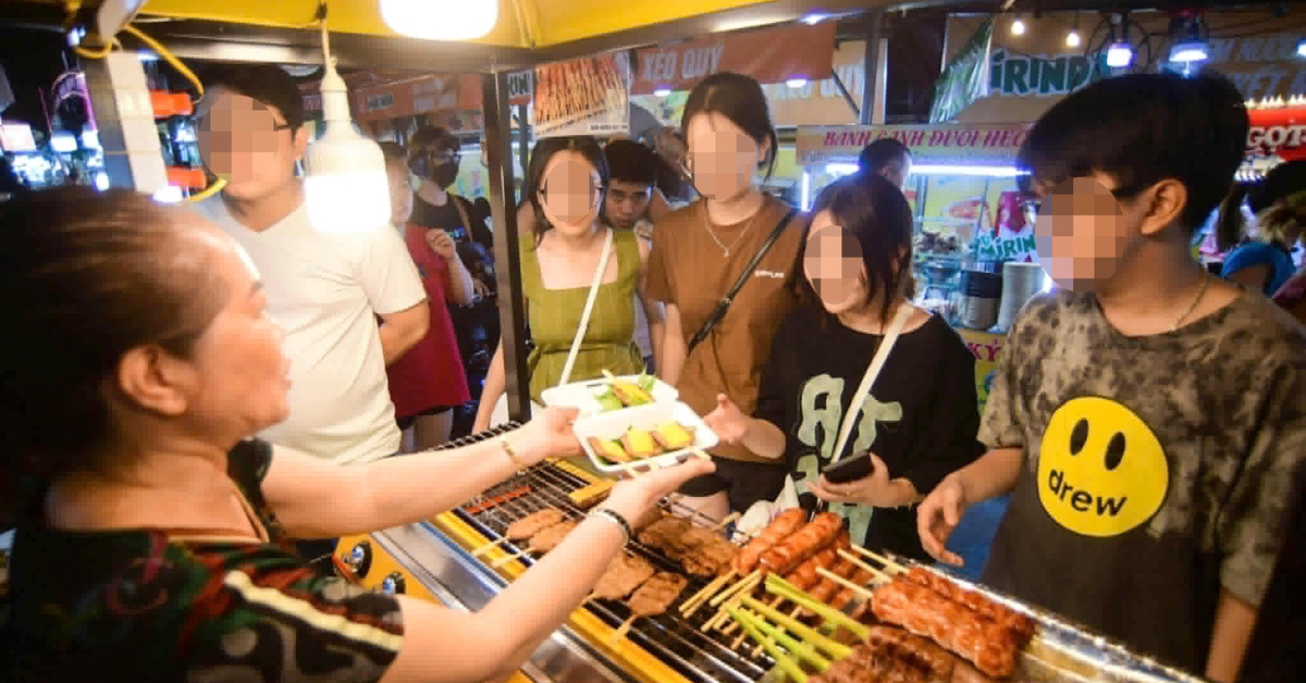 Bẫy ngộ độc thực phẩm mùa nắng nóng