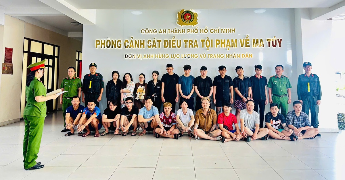 Công an TP.HCM triệt phá đường dây ma túy từ Campuchia, thu giữ hơn 17kg ma túy các loại