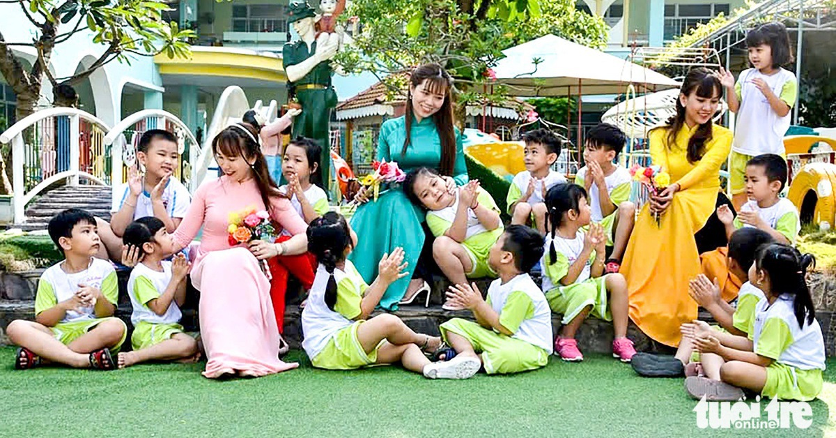 'Hôm nay cô đẹp quá', câu nói ngây thơ của trẻ khiến tôi bật cười