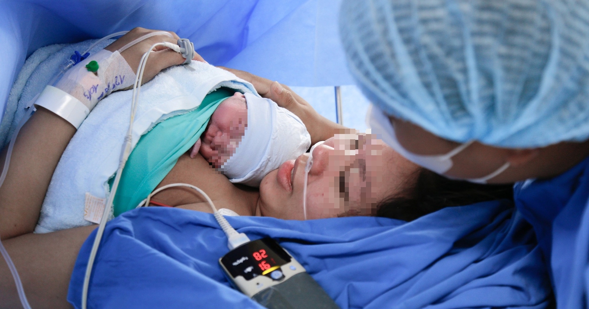 Thông tim từ trong bụng mẹ, bé trai 3kg chào đời khỏe mạnh