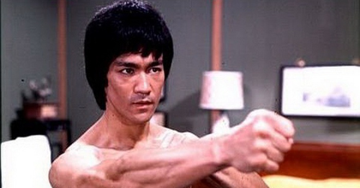 'Nhất thốn quyền' của Lý Tiểu Long có mạnh bằng cú đấm boxing hạng nặng?