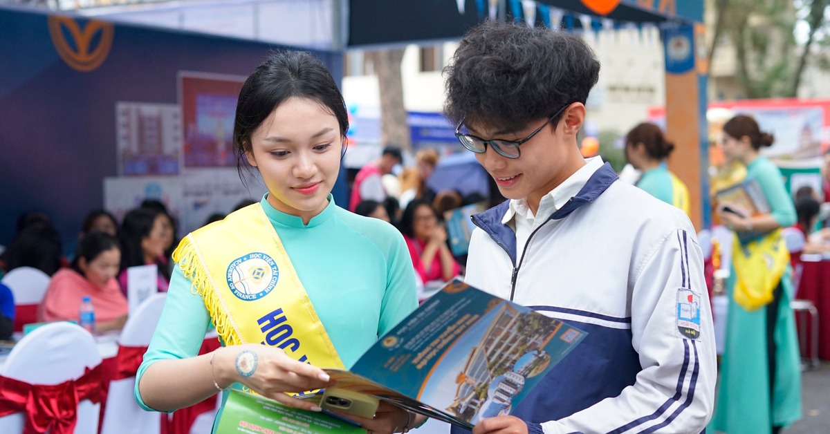 Học viện Tài chính quy đổi IELTS 5.5 thành 9 điểm tiếng Anh