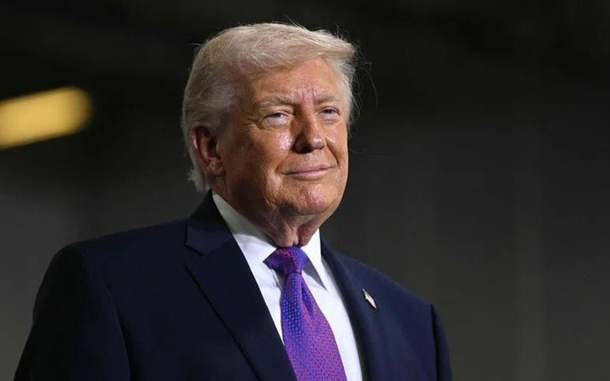 Giá dầu vượt 100 USD/thùng, ông Trump khẳng định 'sẽ giảm mạnh'