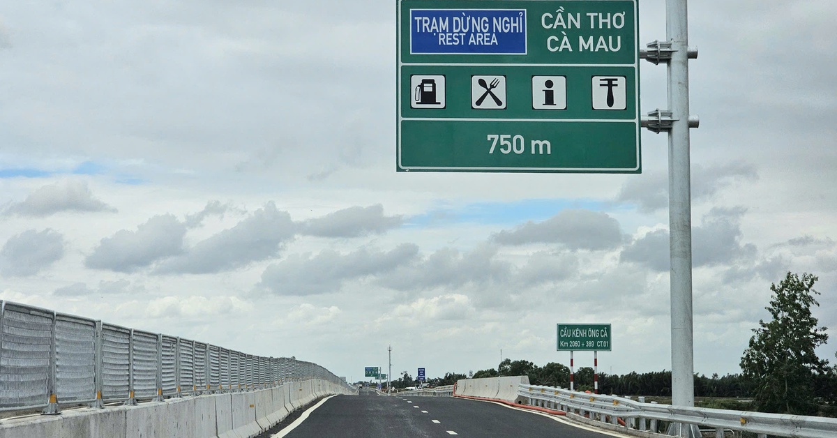 Mố cầu trên cao tốc bị lún, bạn đọc hỏi đã biết trước nhưng sao không có giải pháp từ đầu?