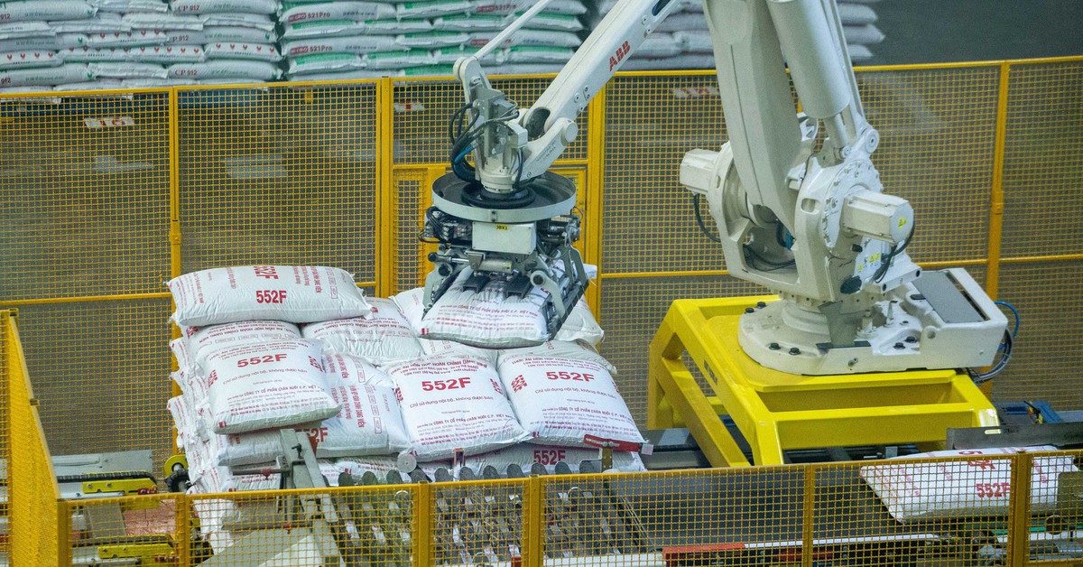 Xung đột ở Trung Đông ảnh hưởng thế nào đến giá thức ăn chăn nuôi Việt Nam?