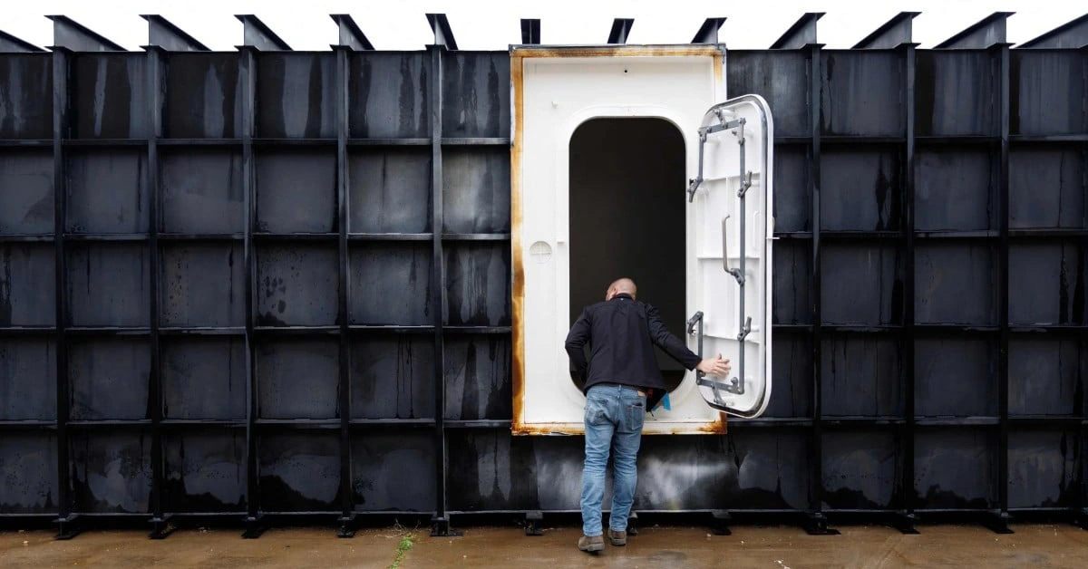 Lo sợ tận thế, người dân ở Mỹ và vùng Vịnh đổ xô đi mua hầm trú bom