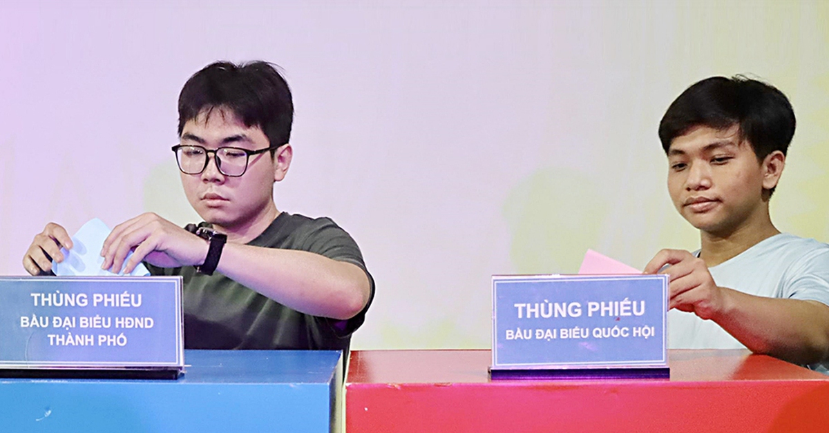 Lá phiếu trách nhiệm của người trẻ