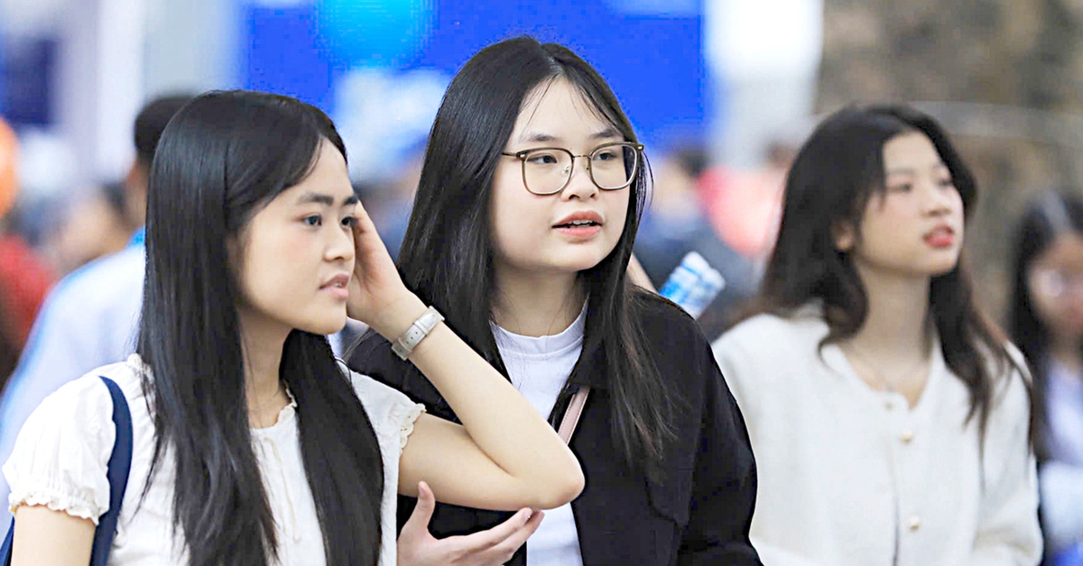 Xây dựng nguồn nhân lực chất lượng cao: Đào tạo thực chất và dùng người xứng đáng