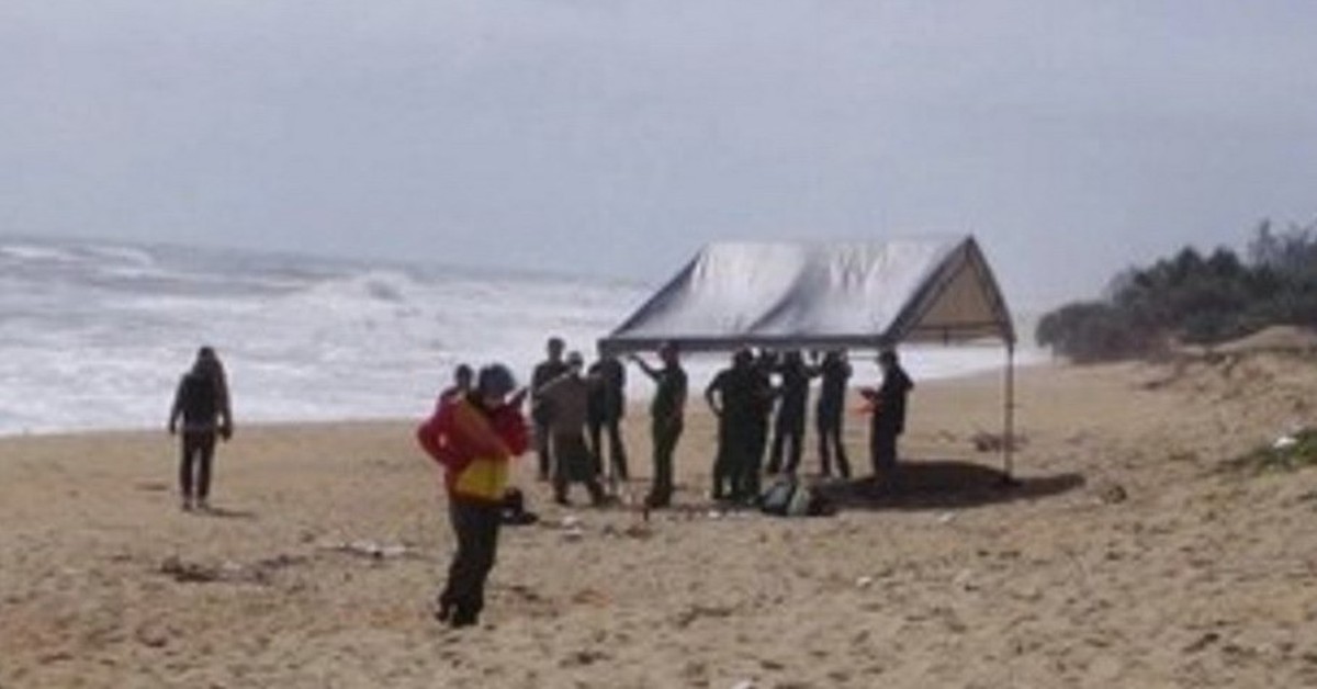 Hai thi thể dạt vào bờ biển Quảng Ngãi là hai ngư dân trên tàu cá Quảng Trị mất tích