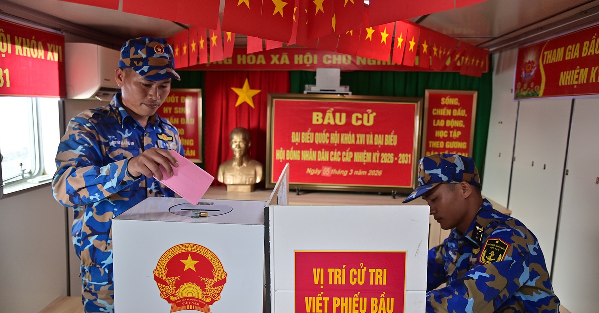 Tin tức sáng 13-3: Bầu cử sớm tại cụm đảo Hòn Khoai và Hòn Chuối; Ca mắc tay chân miệng tăng