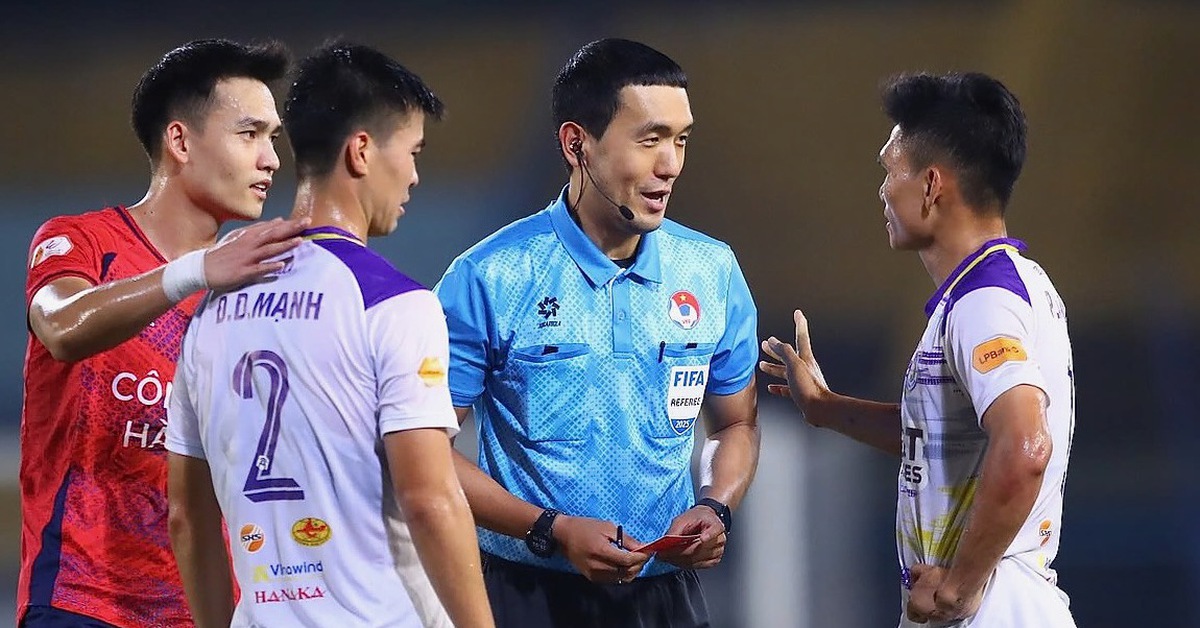 Trọng tài Hàn Quốc đẳng cấp Elite bắt trận Ninh Bình - Công An Hà Nội