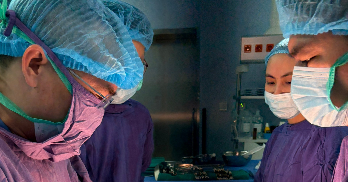 Mắc ung thư tinh hoàn có đồng nghĩa với mất tinh hoàn?