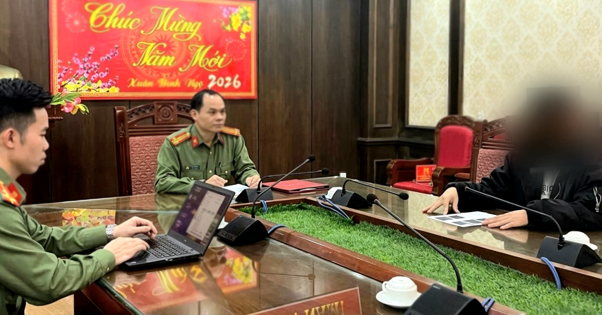 Công an làm việc với người quản lý gần 700 nhóm Facebook lấy tên địa phương