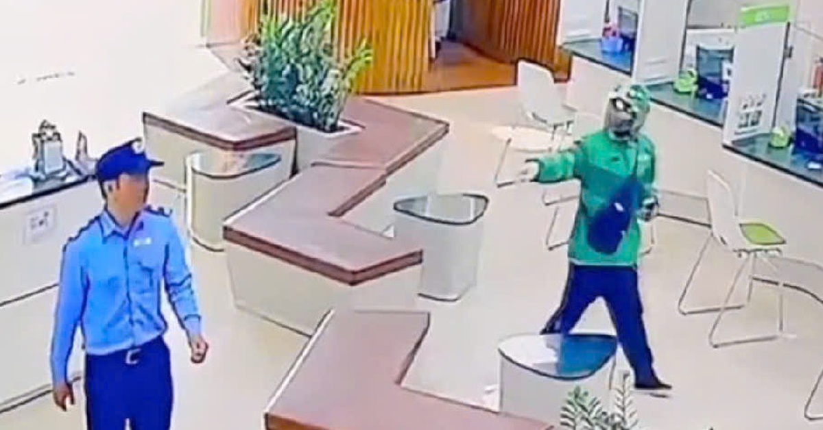 Bộ Công an tìm người mua bán vàng với hai nghi phạm vụ cướp ngân hàng tại Gia Lai